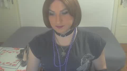 Jellena online show from February 9, 2025, 6:47 pm