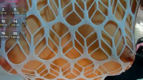 Snapshot of jelly_bee chatting on October 18, 2025, 7:58 pm Jelly online show from October 18, 2025, 7:58 pm