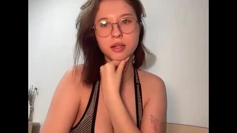Snapshot of jelly_gum chatting on January 17, 2025, 10:11 am Inna online show from January 17, 2025, 10:11 am