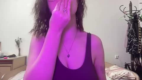 Snapshot of jelly_gum chatting on January 22, 2025, 9:35 am Inna online show from January 22, 2025, 9:35 am