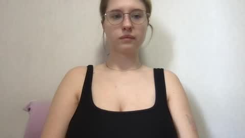 Inna  online show from May 7, 2026, 5:46 am