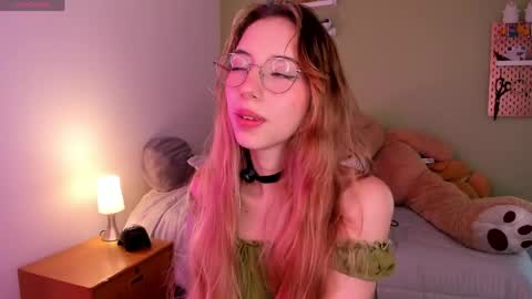 Jelly  online show from April 29, 2026, 2:15 am