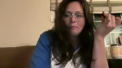 Snapshot of jellybeanin chatting on December 10, 2024, 5:39 am Jelli online show from December 10, 2024, 5:39 am
