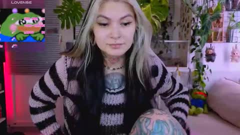 Jelya online show from October 22, 2025, 1:11 pm