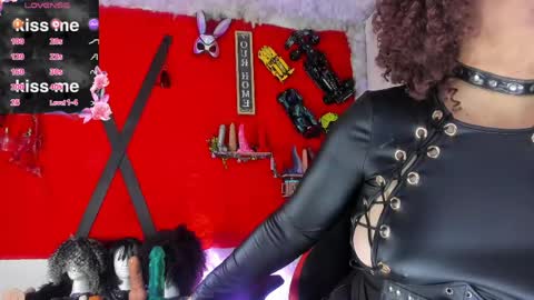 jena_rosse online show from June 4, 2026, 10:32 am