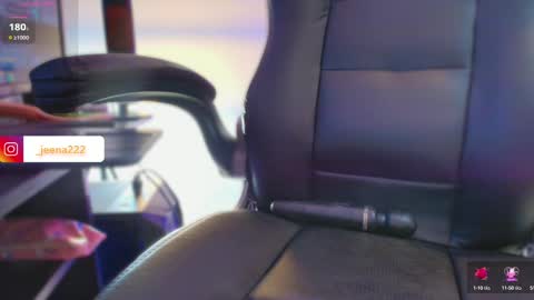 Snapshot of jenaa_ chatting on March 8, 2025, 4:39 pm JEENA online show from March 8, 2025, 4:39 pm