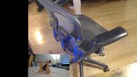 PegMePlease online show from February 4, 2026, 1:28 pm