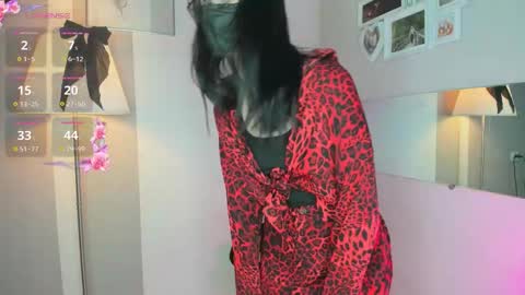 Snapshot of jenayorteg chatting on November 11, 2025, 11:27 pm Molly online show from November 11, 2025, 11:27 pm