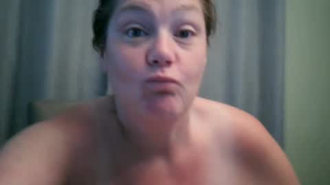 Snapshot of jencmmns chatting on June 12, 2026, 5:12 pm supershybbw online show from June 12, 2026, 5:12 pm