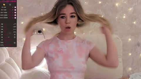 Snapshot of jeniferji chatting on September 27, 2025, 9:03 am EvaSileZ online show from September 27, 2025, 9:03 am