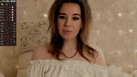 EvaSileZ online show from March 16, 2026, 9:52 pm