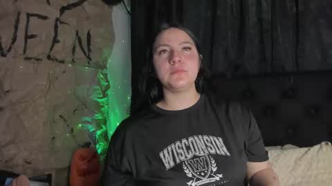 Snapshot of jeniferpowell_nm chatting on October 29, 2025, 9:38 pm jeniferpowell_nm online show from October 29, 2025, 9:38 pm