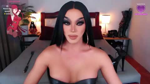 Snapshot of jenifers_body chatting on July 11, 2026, 3:09 am Queen Jenifer online show from July 11, 2026, 3:09 am