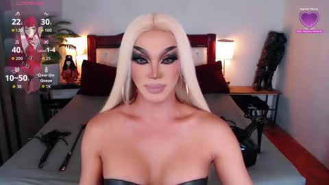 Snapshot of jenifers_body chatting on July 19, 2026, 4:27 am Queen Jenifer online show from July 19, 2026, 4:27 am