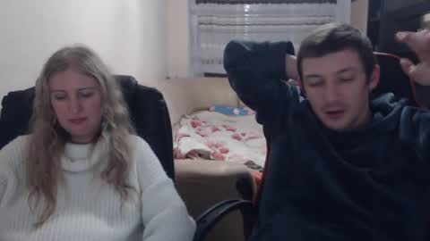 Snapshot of jenisandpeter chatting on January 31, 2025, 8:33 pm JenisAndPeter online show from January 31, 2025, 8:33 pm