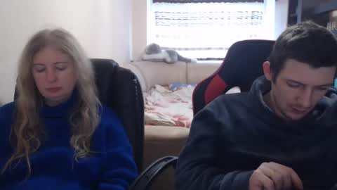 Snapshot of jenisandpeter chatting on February 4, 2025, 7:29 am JenisAndPeter online show from February 4, 2025, 7:29 am
