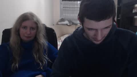 Snapshot of jenisandpeter chatting on February 4, 2025, 5:23 pm JenisAndPeter online show from February 4, 2025, 5:23 pm