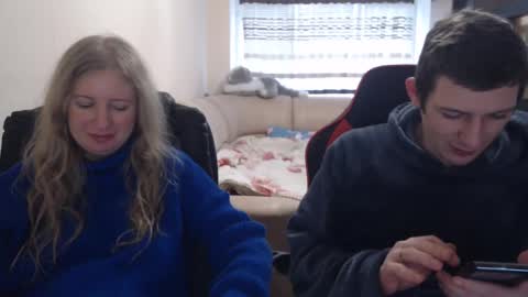 Snapshot of jenisandpeter chatting on February 7, 2025, 7:29 am JenisAndPeter online show from February 7, 2025, 7:29 am