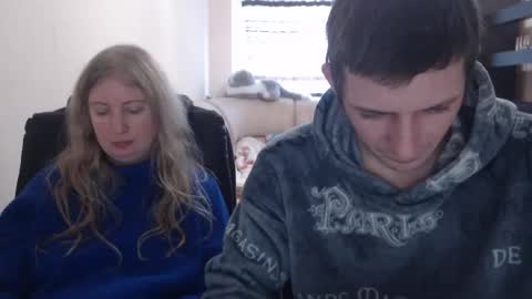 Snapshot of jenisandpeter chatting on February 9, 2025, 9:58 am JenisAndPeter online show from February 9, 2025, 9:58 am