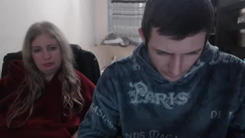 Snapshot of jenisandpeter chatting on February 10, 2025, 5:41 pm JenisAndPeter online show from February 10, 2025, 5:41 pm