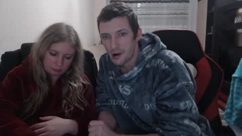 Snapshot of jenisandpeter chatting on February 10, 2025, 8:42 pm JenisAndPeter online show from February 10, 2025, 8:42 pm