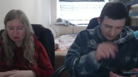 Snapshot of jenisandpeter chatting on February 14, 2025, 7:59 am JenisAndPeter online show from February 14, 2025, 7:59 am