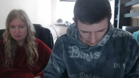 Snapshot of jenisandpeter chatting on February 15, 2025, 7:49 am JenisAndPeter online show from February 15, 2025, 7:49 am