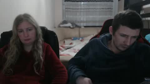Snapshot of jenisandpeter chatting on February 15, 2025, 9:15 pm JenisAndPeter online show from February 15, 2025, 9:15 pm