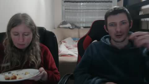 Snapshot of jenisandpeter chatting on February 16, 2025, 3:59 pm JenisAndPeter online show from February 16, 2025, 3:59 pm