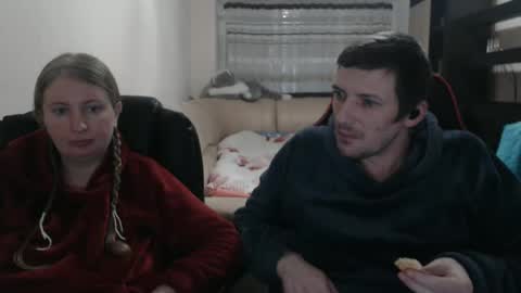 Snapshot of jenisandpeter chatting on February 16, 2025, 7:05 pm JenisAndPeter online show from February 16, 2025, 7:05 pm