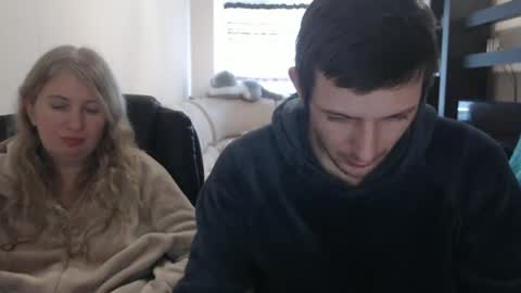 Snapshot of jenisandpeter chatting on February 18, 2025, 12:39 pm JenisAndPeter online show from February 18, 2025, 12:39 pm
