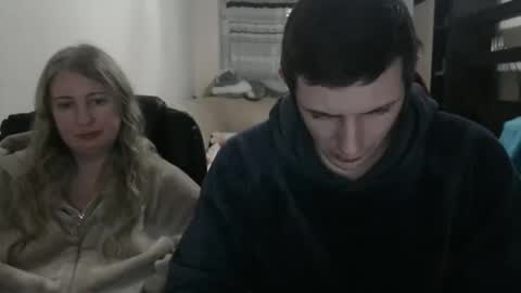 Snapshot of jenisandpeter chatting on February 20, 2025, 4:14 pm JenisAndPeter online show from February 20, 2025, 4:14 pm