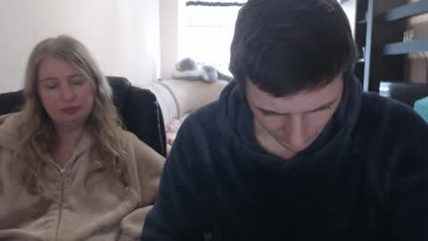 Snapshot of jenisandpeter chatting on February 21, 2025, 10:07 am JenisAndPeter online show from February 21, 2025, 10:07 am