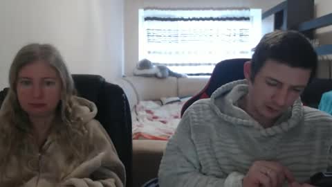 Snapshot of jenisandpeter chatting on February 23, 2025, 7:00 am JenisAndPeter online show from February 23, 2025, 7:00 am