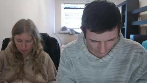 Snapshot of jenisandpeter chatting on February 23, 2025, 1:10 pm JenisAndPeter online show from February 23, 2025, 1:10 pm