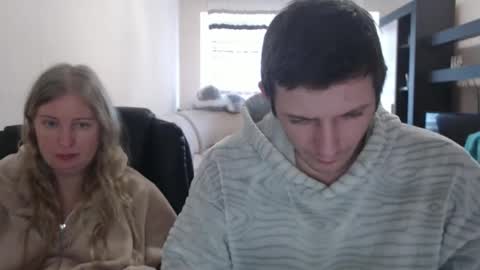 Snapshot of jenisandpeter chatting on February 24, 2025, 10:37 am JenisAndPeter online show from February 24, 2025, 10:37 am