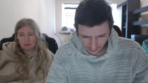 Snapshot of jenisandpeter chatting on February 26, 2025, 10:15 am JenisAndPeter online show from February 26, 2025, 10:15 am