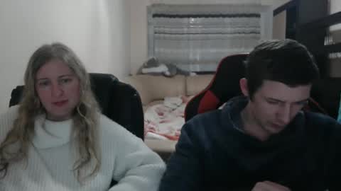 Snapshot of jenisandpeter chatting on March 2, 2025, 7:45 pm JenisAndPeter online show from March 2, 2025, 7:45 pm
