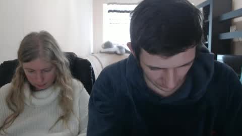 Snapshot of jenisandpeter chatting on March 3, 2025, 9:44 am JenisAndPeter online show from March 3, 2025, 9:44 am