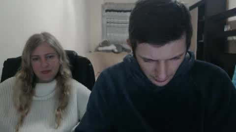 Snapshot of jenisandpeter chatting on March 4, 2025, 7:01 pm JenisAndPeter online show from March 4, 2025, 7:01 pm