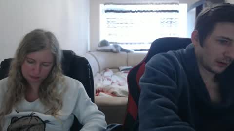 Snapshot of jenisandpeter chatting on March 8, 2025, 1:14 pm JenisAndPeter online show from March 8, 2025, 1:14 pm