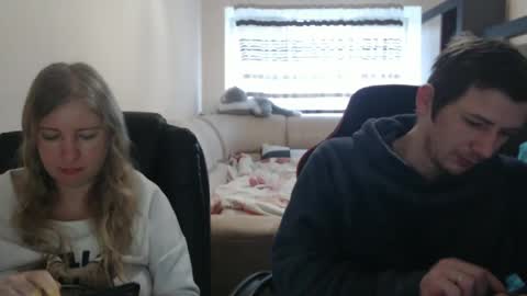 Snapshot of jenisandpeter chatting on March 9, 2025, 6:39 am JenisAndPeter online show from March 9, 2025, 6:39 am