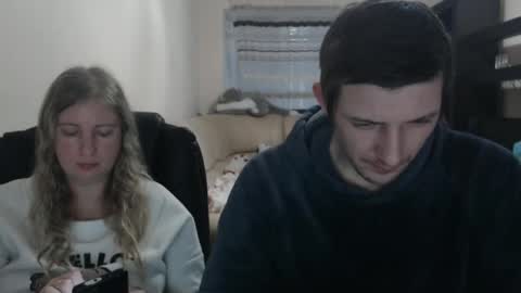Snapshot of jenisandpeter chatting on March 9, 2025, 4:00 pm JenisAndPeter online show from March 9, 2025, 4:00 pm