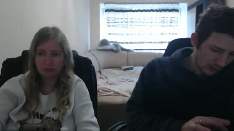 Snapshot of jenisandpeter chatting on March 10, 2025, 6:59 am JenisAndPeter online show from March 10, 2025, 6:59 am