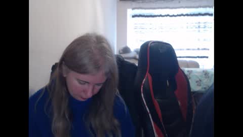 JenisAndPeter online show from March 1, 2026, 7:32 am