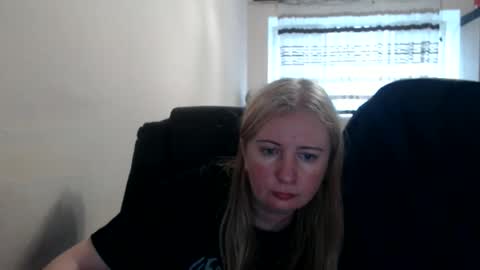 JenisAndPeter online show from May 12, 2026, 4:15 pm