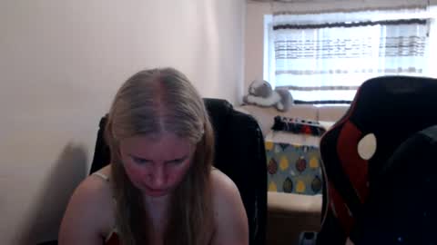 JenisAndPeter online show from June 24, 2026, 5:34 pm