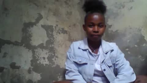 jenisca online show from September 9, 2025, 6:51 pm