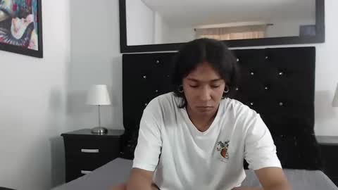 Snapshot of jenkinsthomson chatting on January 11, 2025, 6:01 pm JenkinsThomson online show from January 11, 2025, 6:01 pm