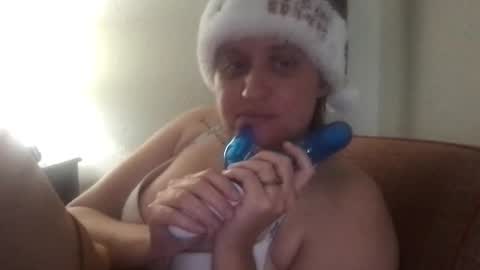 Snapshot of jenlovestotease chatting on December 24, 2024, 8:27 pm love me for who i am...I have a pussy so i make the rules... online show from December 24, 2024, 8:27 pm